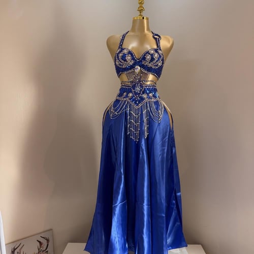 بدلة فخمة للرقص الشرقي