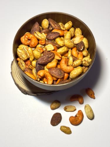 مكسرات مشوية