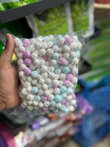 حلاوة قضامة ملبس ملون ٥٠٠ جرام