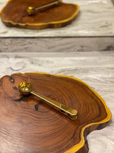 ملعقة قهوة لون ذهبي