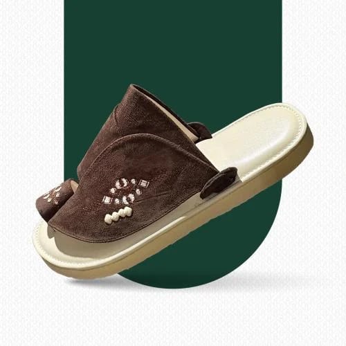 Classic Eastern shoe