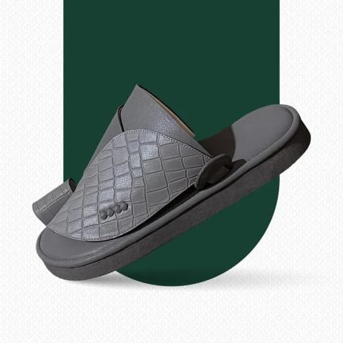 Embroidered Eastern shoe