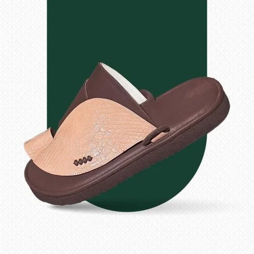 Embroidered Eastern shoe