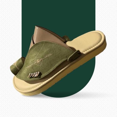 Embroidered Eastern shoe