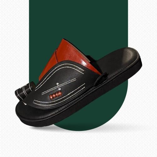 Embroidered Eastern shoe