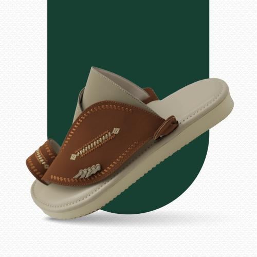 حذاء شرقي مطرز