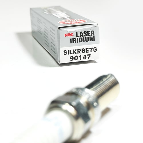 بواجي NGK SILKR8E7G الأصلية – ليزر إيريديوم لسيارا...