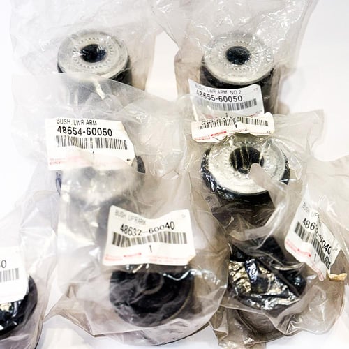 طقم جلب مقصات أمامية أصلية تويوتا لإف جي كروزر وبر...