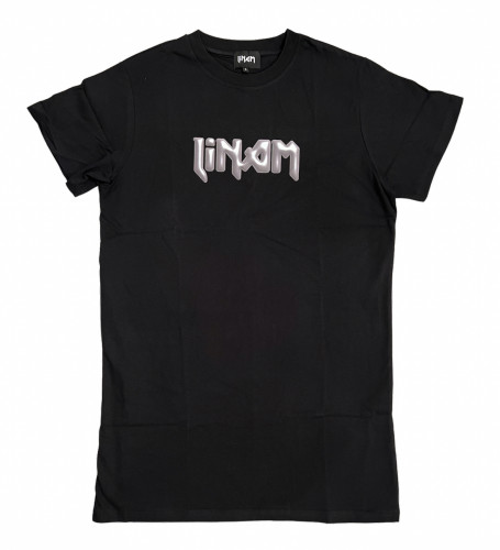 فستان أسود واسع