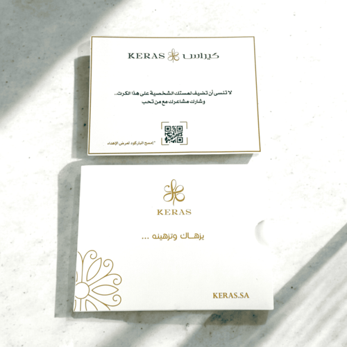 خاتم ذهب اصفر مع لون مينا ازرق ملكي مع فصوص باللون...