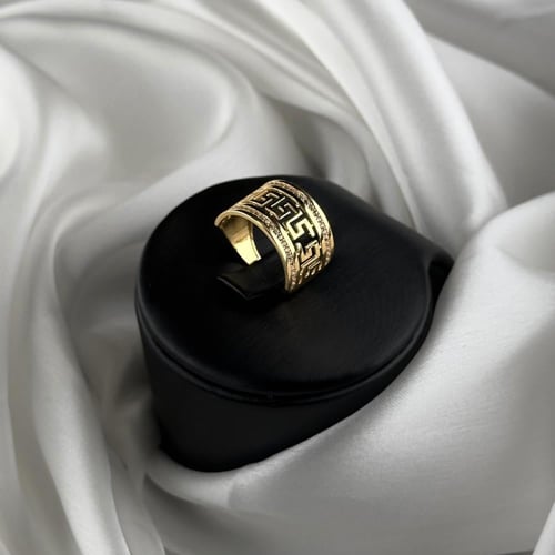 خاتم ذهب اصفر عريض مزين بفصوص الزركون عيار 18