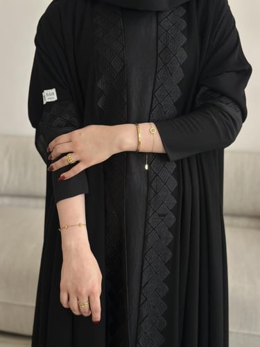 عباية ابتهال