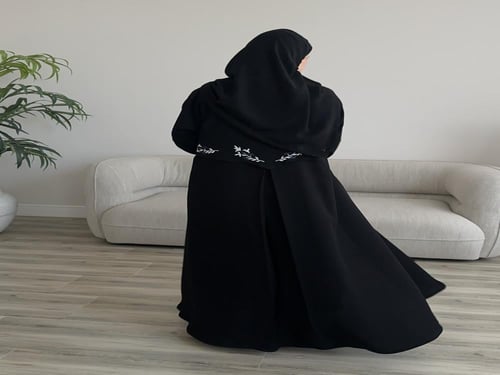 عباية الاء