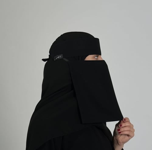 نقاب (وسط) مطاط مائل