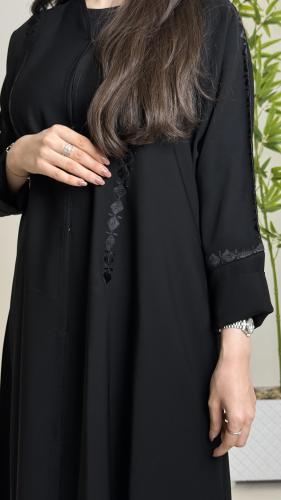 عباية ندى اسود