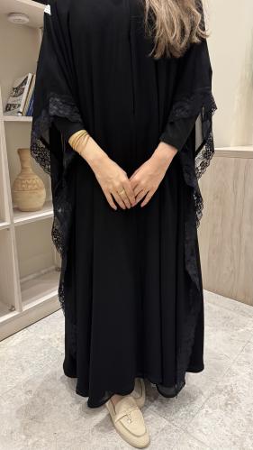 عباية رنا