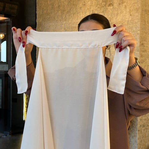 طرحة ربط ثابته اوف وايت