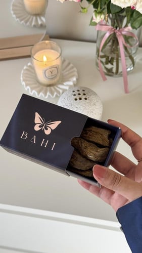 عرض اوقيتين وثالثه مجانا ( العود الازرق )