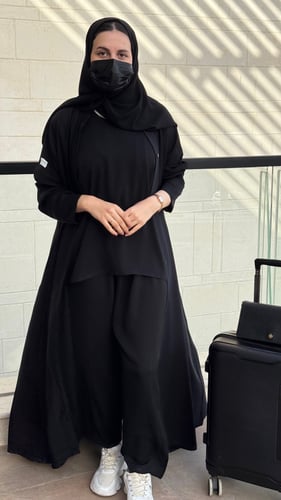 عباية نسناس اسود