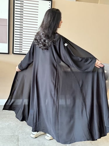 عبايه عمليه كسره خلفيه