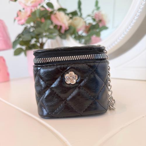 شنطه اسود ورده