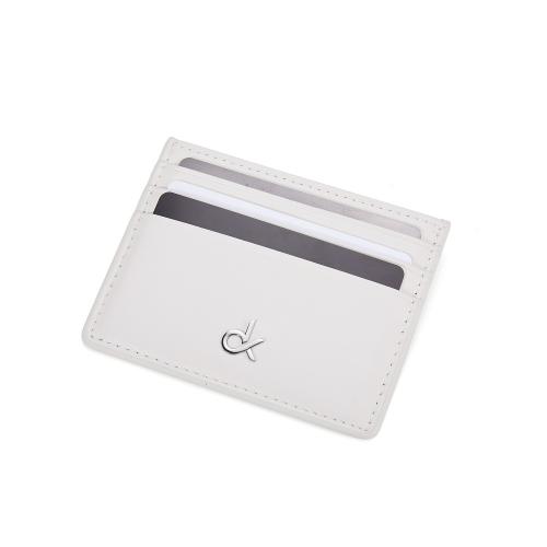 محافظ رجالية جلد ماركة كارمن كلاين