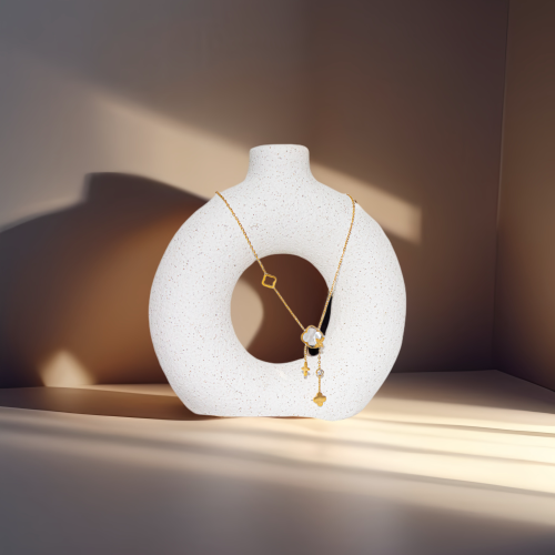 سلسال نسائي بلون ذهبي