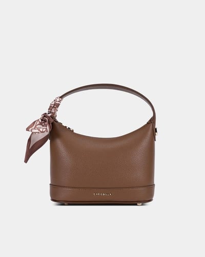 شنطة نسائية بلون بني