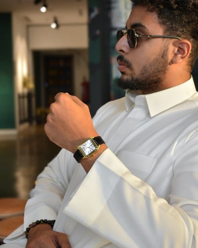 ساعة خليفة من الجلد الصناعي بلون اسود GAL036M