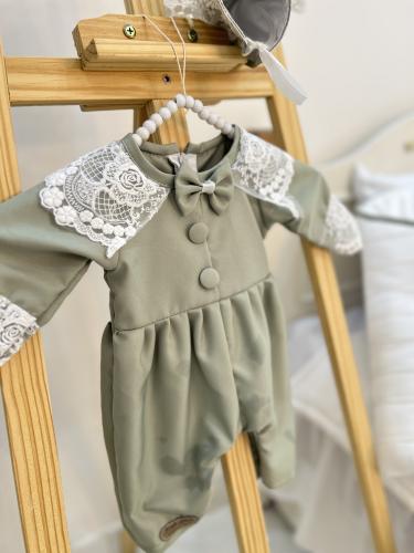 افرول من 0-3 + قبعة فرنسية