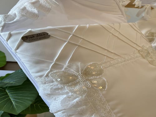 مدس الفراشات المحايد + افرول مولود + قبعة فرنسية +...