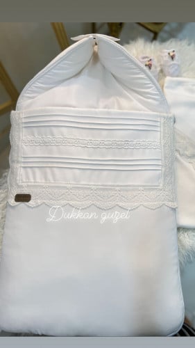 مفرش مواليد + لفة + جوارب