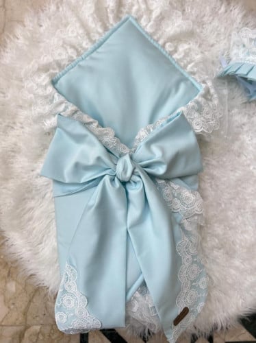 طقم ولادي مكون من (مدس + لفة+قبعة فرنسية)