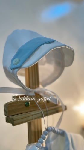 مدس ولادي + افرول مقاس من 0-3+ قبعة فرنسية