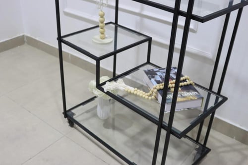 عربية تقديم 3دور لون اسود