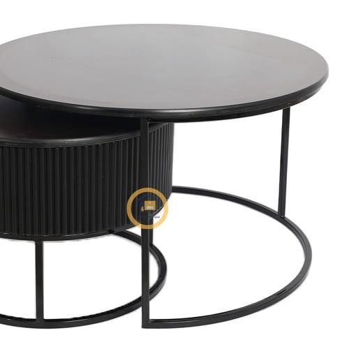 طاولات تقديم لون اسود قواعد حديد سطح خشب لون اسود