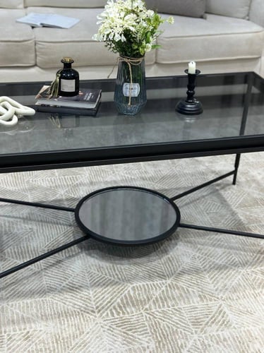 طقم طاولات فخم بسطح زجاج أسود – تصميم عصري يجمع بي...