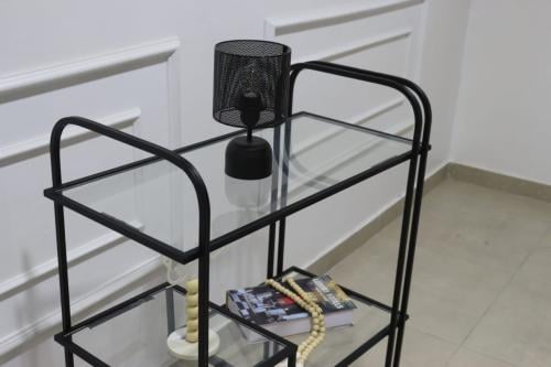 عربية تقديم 3دور لون اسود