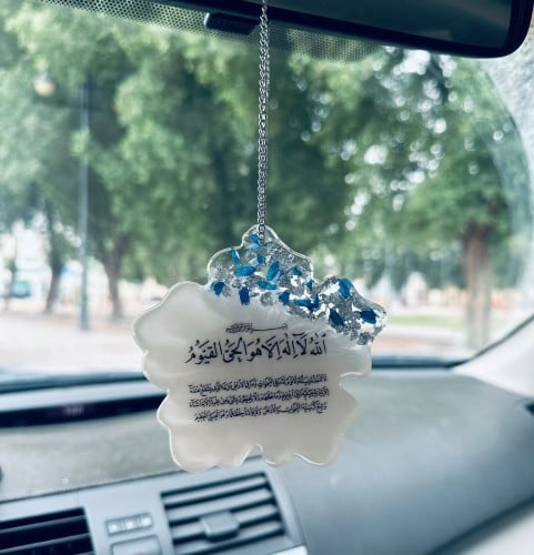 تعليقة سيارة انيقة وجهين بتصميم انيق من الريزن الف...