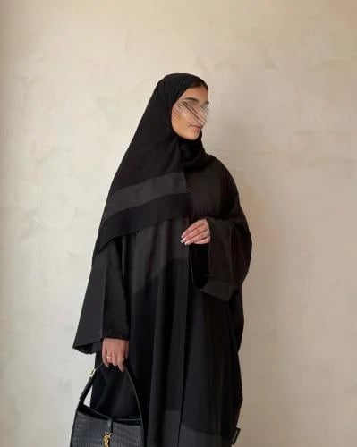 354 اسود