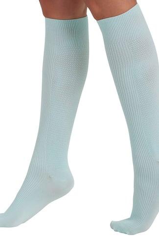 جوارب من شيروكي طويلة