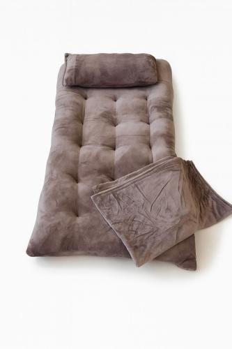 طقم ضيافة كامل مخمل بلون الخزامى مقاس 1×2 م