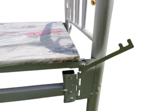 سرير نوم حديد مقوى