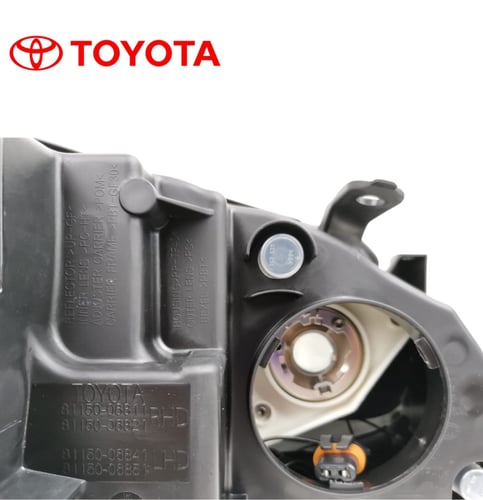 طقم شمعات كامري اصليه وكاله 2012-2013 فيش كبير GEN...