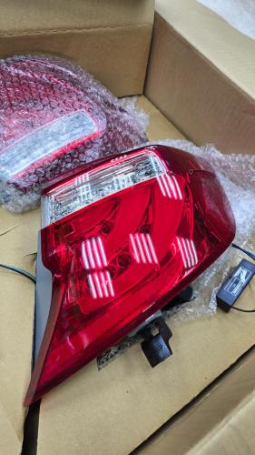 طقم اسطبات ليد كامري خلفي تايواني ( 4 قطع)