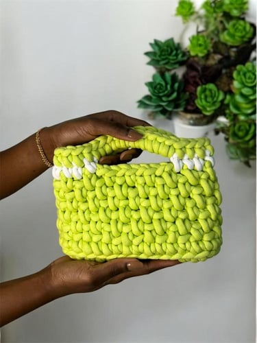 حقيبة بالون الأخضر الفاتح