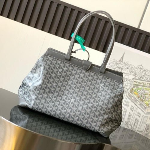 Bellechasse Biaude PM Bag