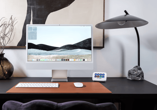 جهاز التحكم الاستوديو Stream Deck Neo - أبيض