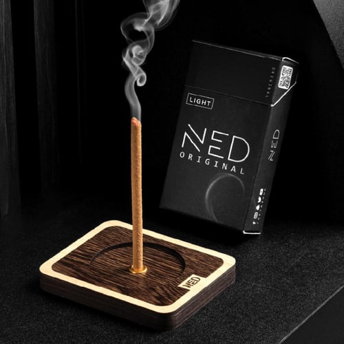 بكت العود لايت مع القاعدة