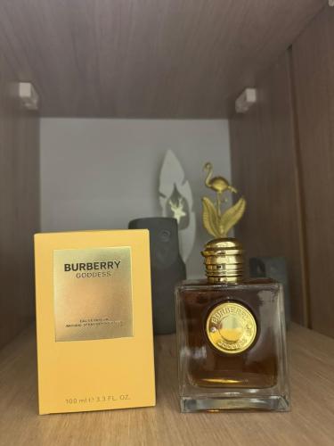 Burbary Goddess or de perfume